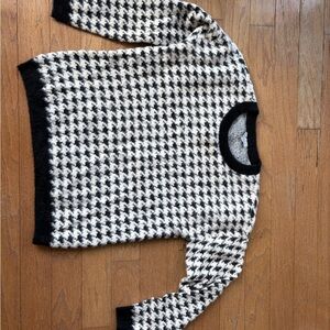 Cyrus Black and White Houndstooth Sweater